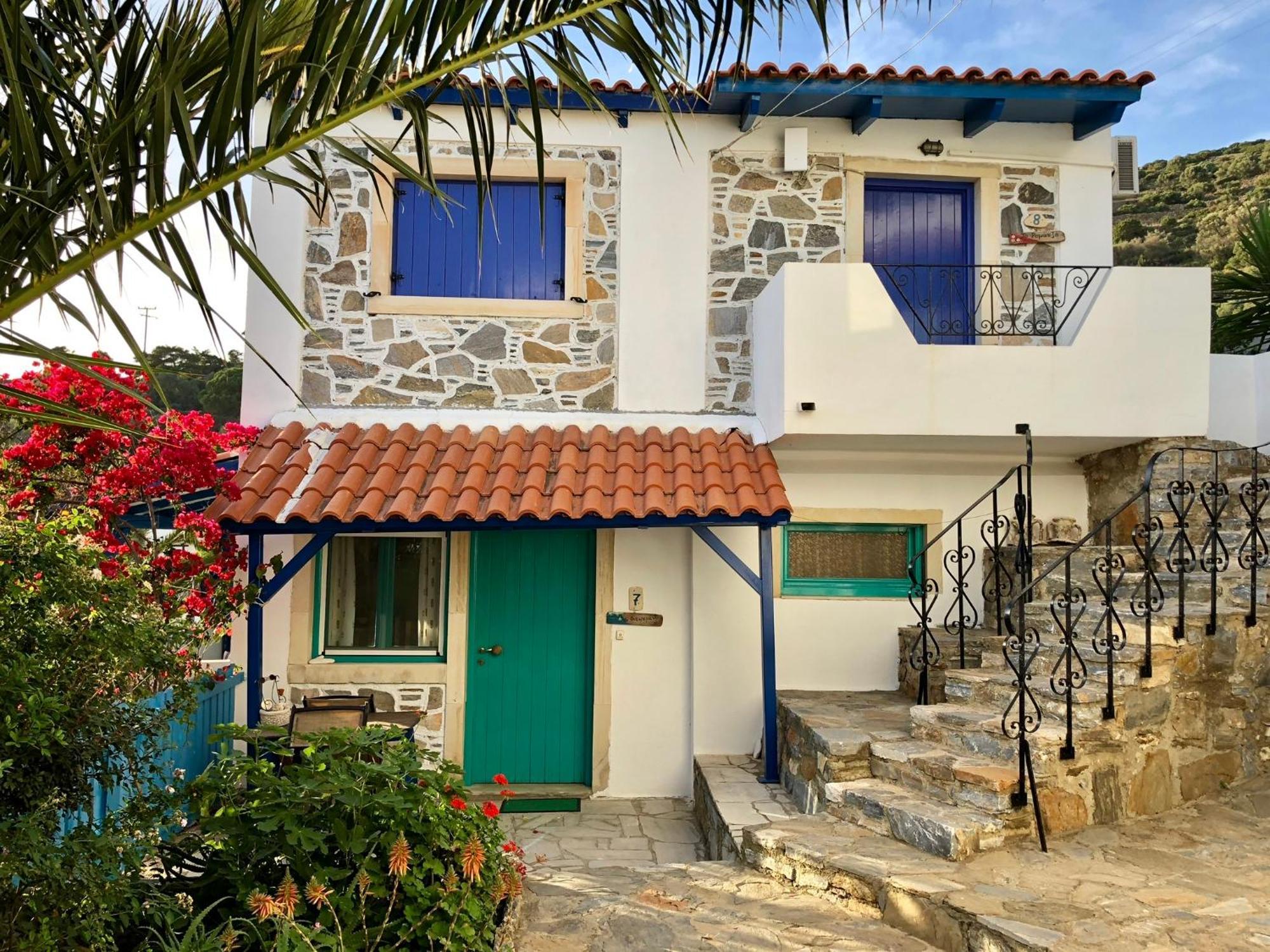 Patras Apartments Fourni Extérieur photo