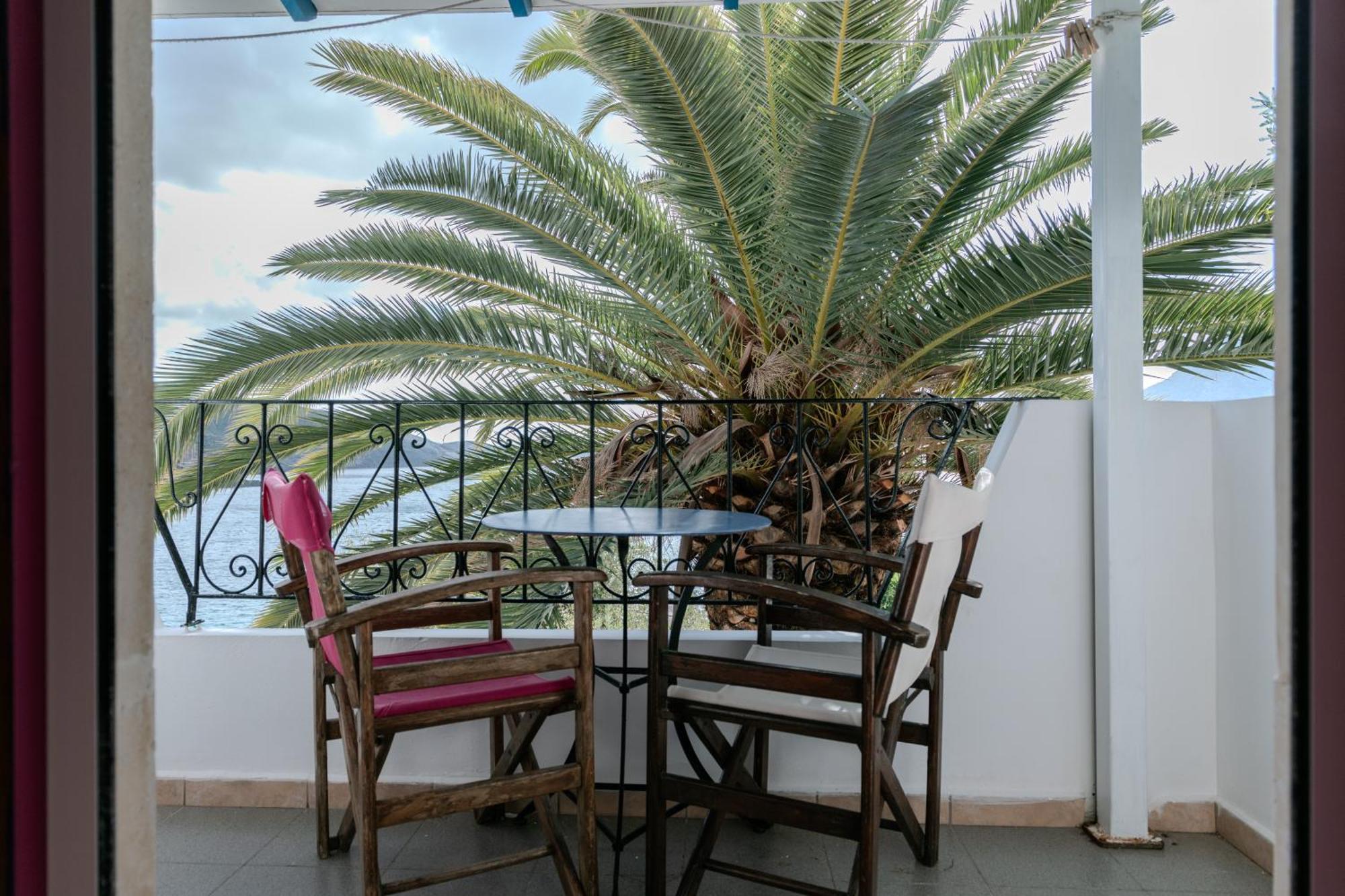 Patras Apartments Fourni Extérieur photo