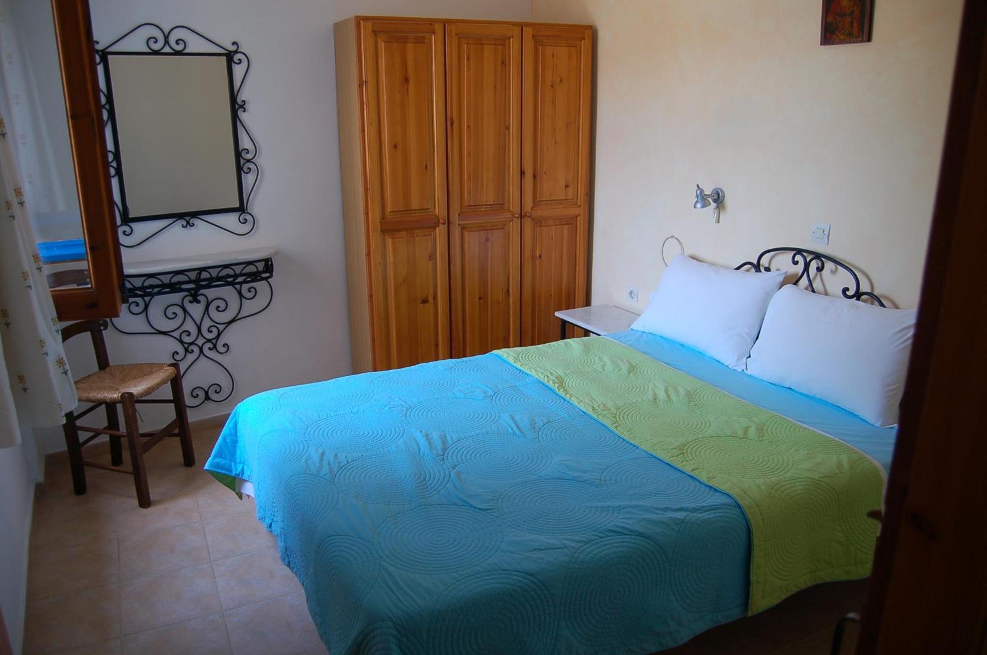 Patras Apartments Fourni Extérieur photo