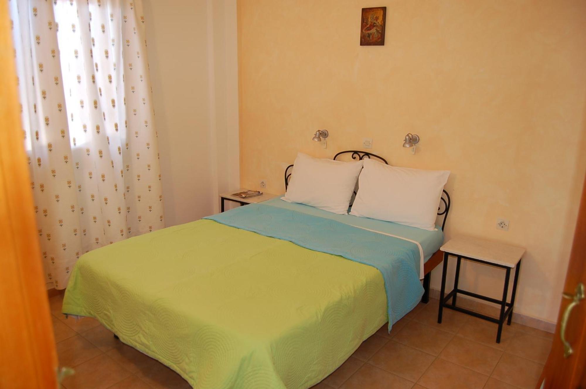 Patras Apartments Fourni Extérieur photo